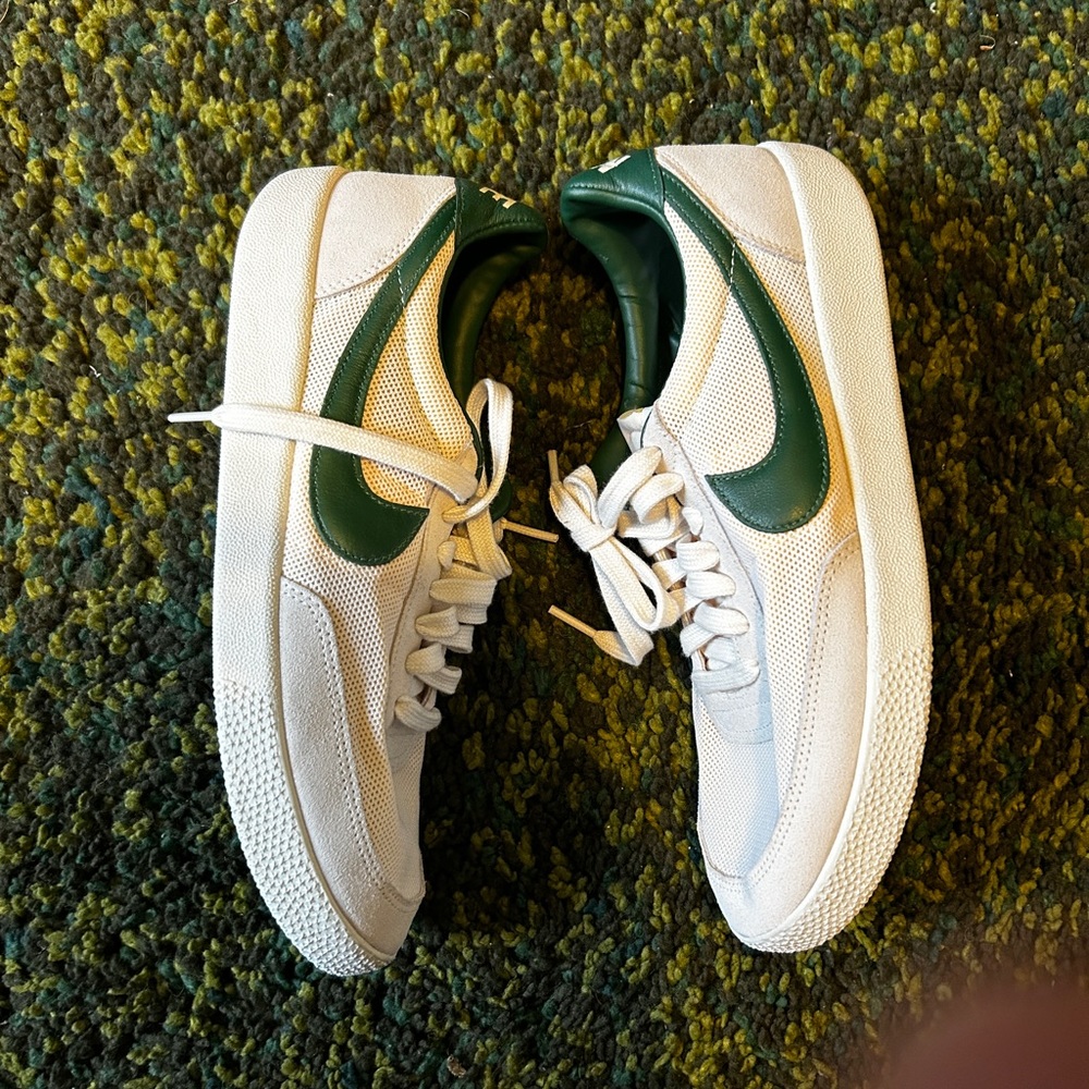 Nike Kill Shot